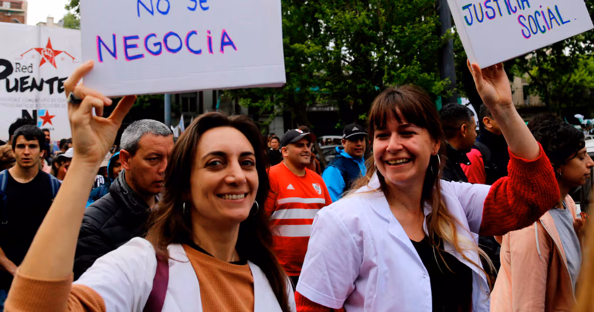 Senado avanza con ampliar la internación involuntaria y provoca debate sobre derechos y cuidados