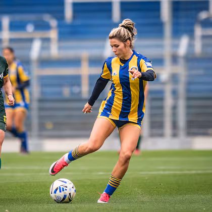 Zoey Kuhn: la futbolista californiana que dejó EE.UU. para jugar en Rosario Central y logró el ascenso a Primera
