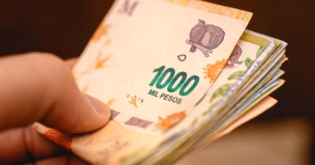 Las extracciones de efectivo llegan a mínimo histórico y los pagos electrónicos ganan terreno, según el BCRA
