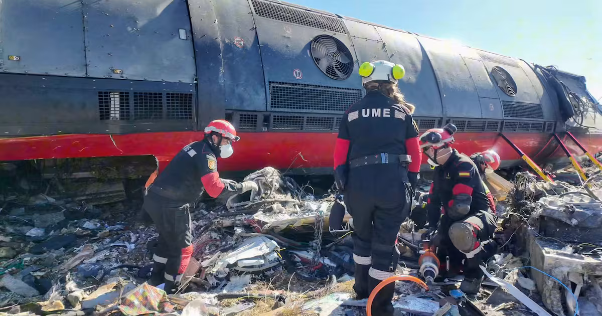 Choque de trenes cerca de Urda sacude a España y golpea la agenda electoral